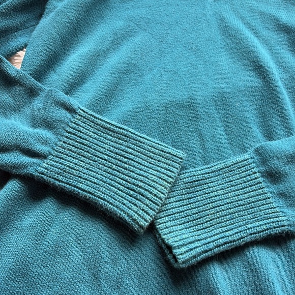 Calvin Klein Blue Collared Shirt FLAWED Size Medium - Picture 5 of 12